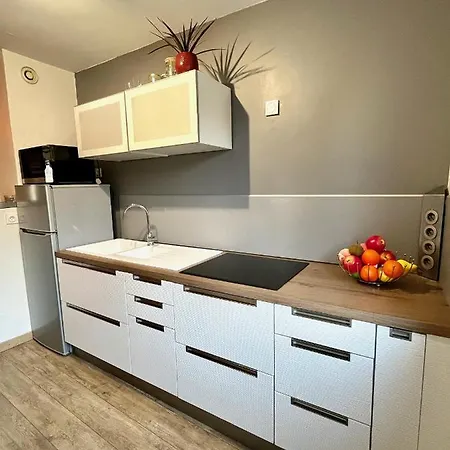 Heze Yourhosthelper شقة كان